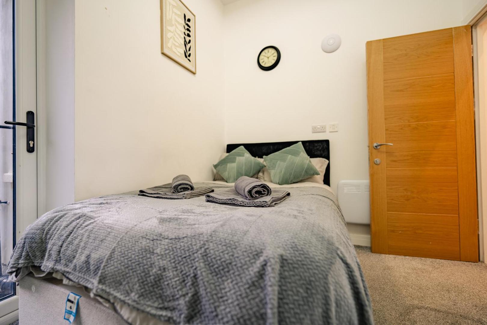 Luxury Apartments In Cardiff City Centre Екстериор снимка