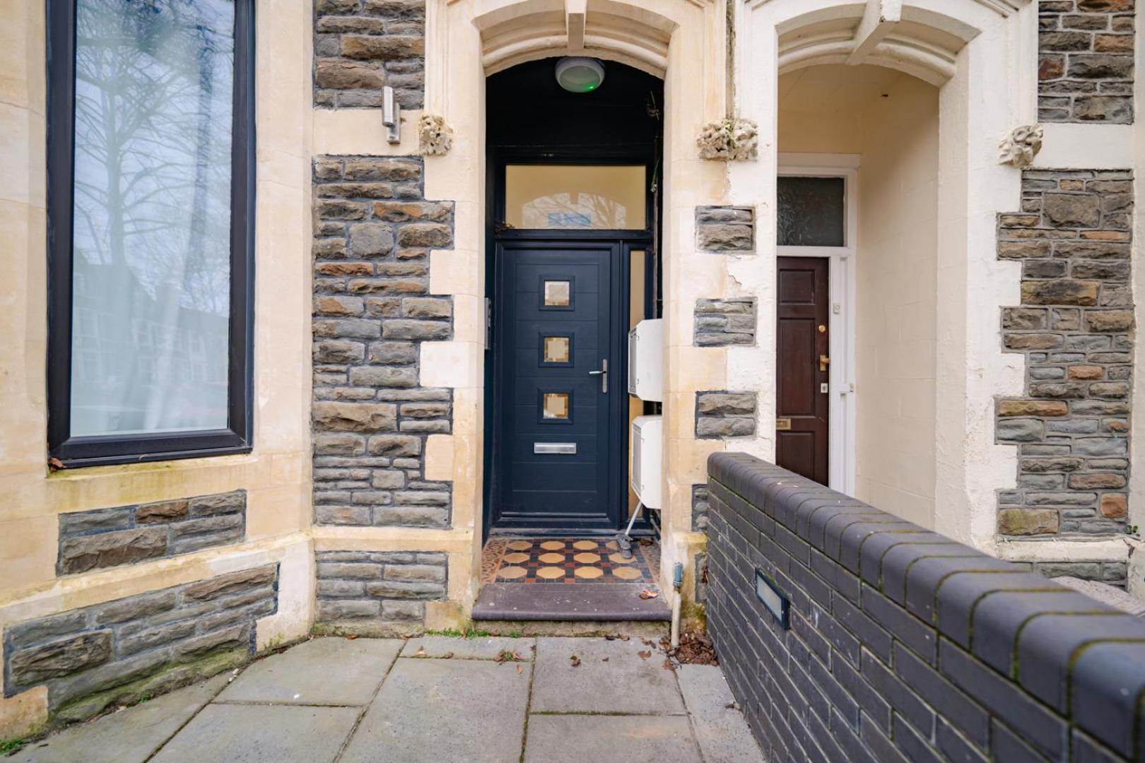 Luxury Apartments In Cardiff City Centre Екстериор снимка
