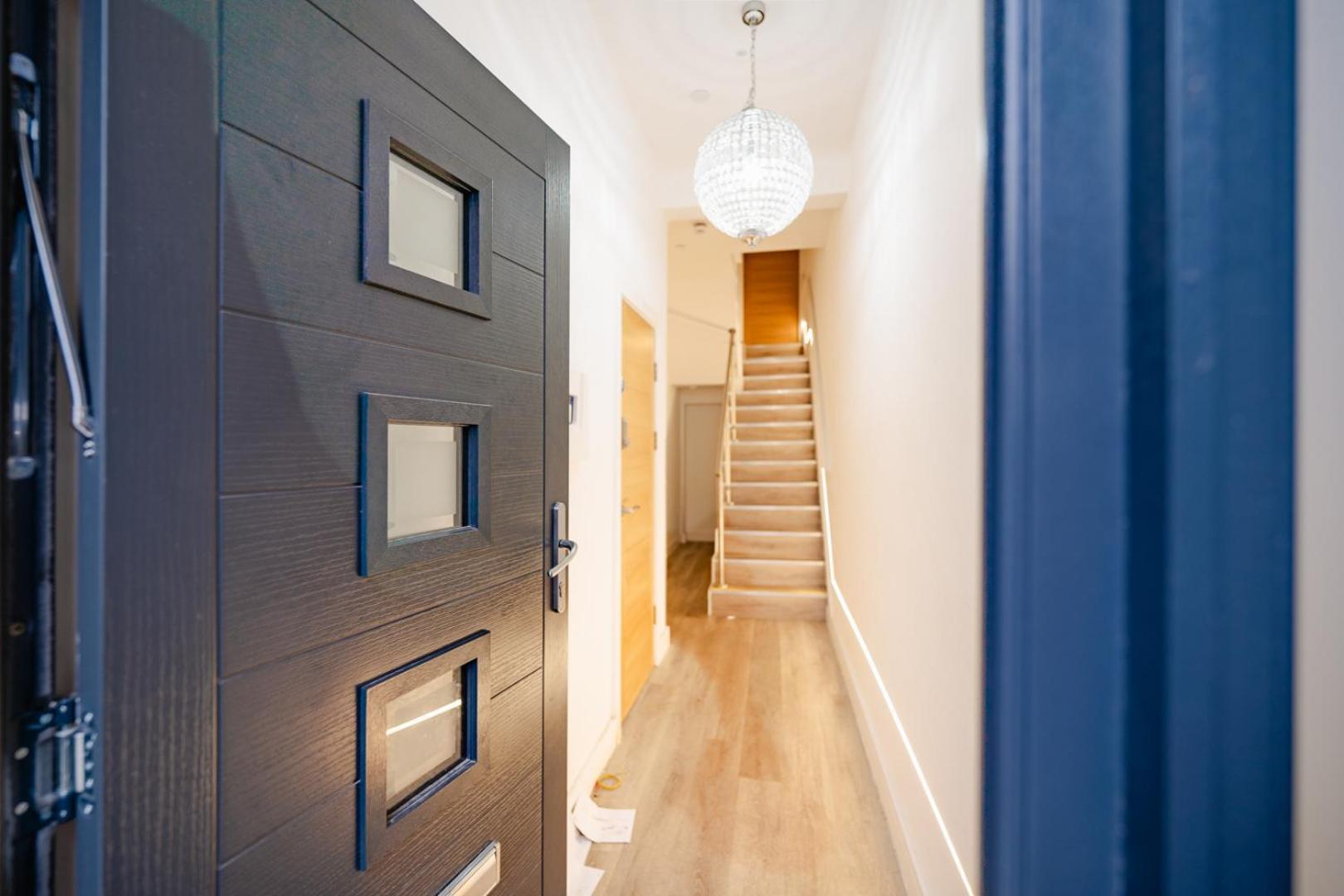 Luxury Apartments In Cardiff City Centre Екстериор снимка