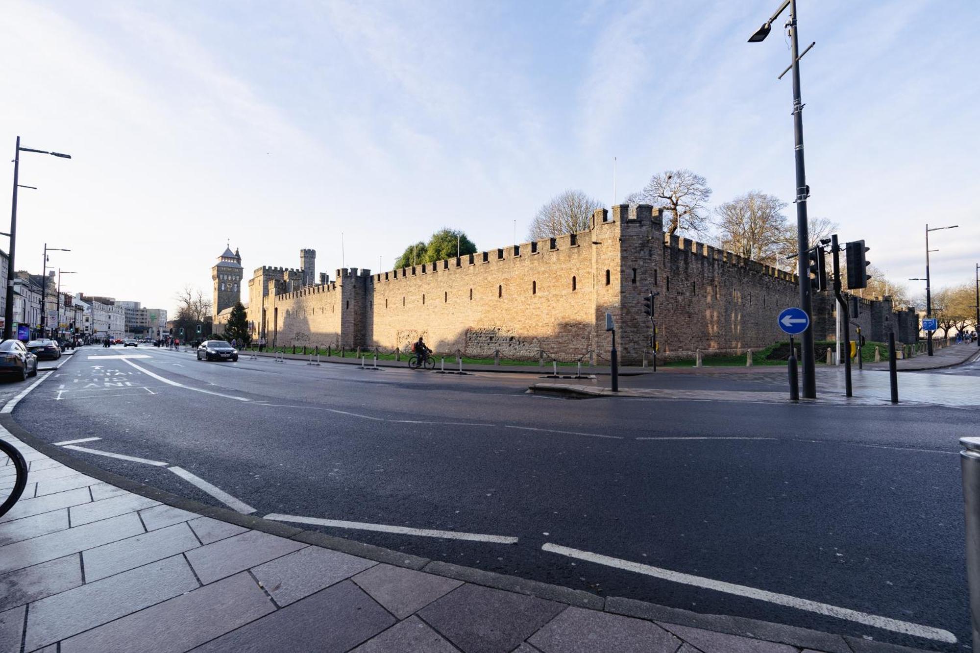 Luxury Apartments In Cardiff City Centre Екстериор снимка