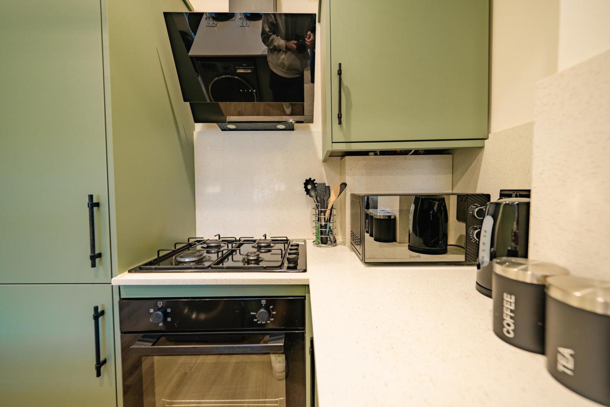 Luxury Apartments In Cardiff City Centre Стая снимка