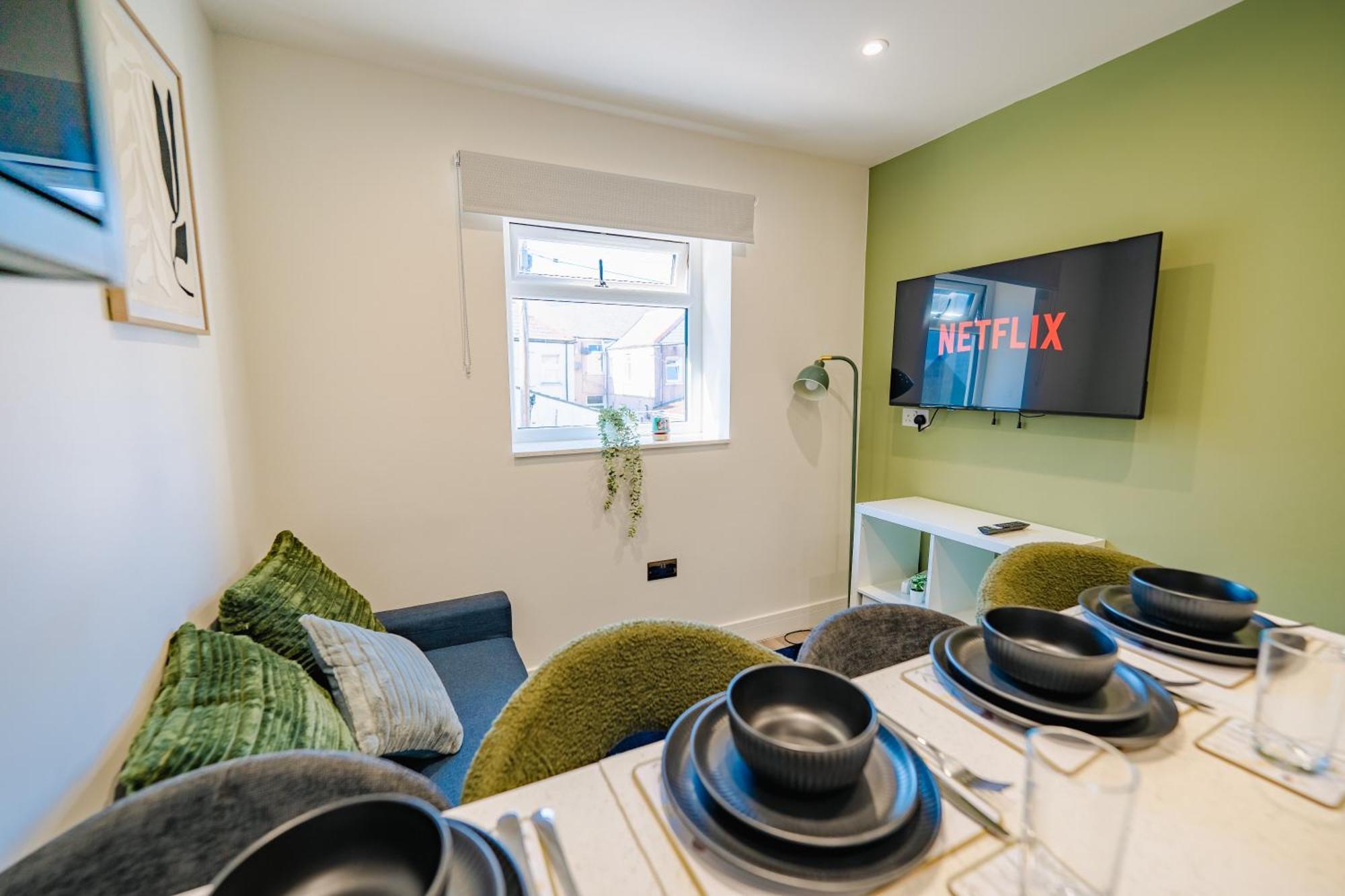 Luxury Apartments In Cardiff City Centre Стая снимка