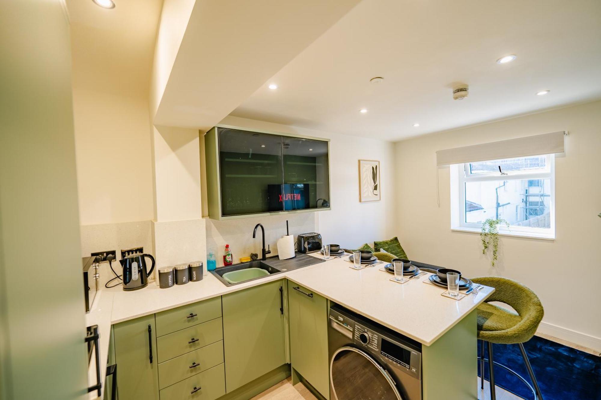 Luxury Apartments In Cardiff City Centre Стая снимка